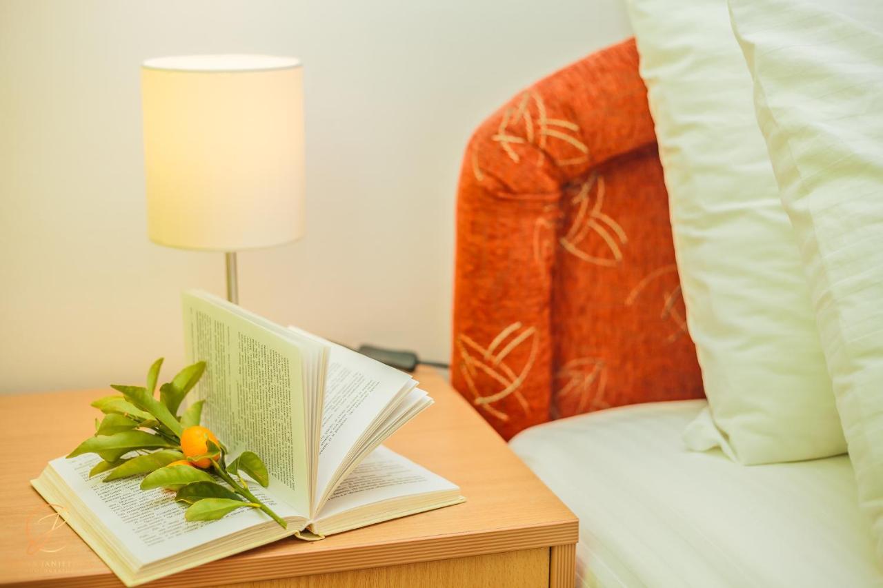 Apartments Batricevic Херцег Нови Екстериор снимка