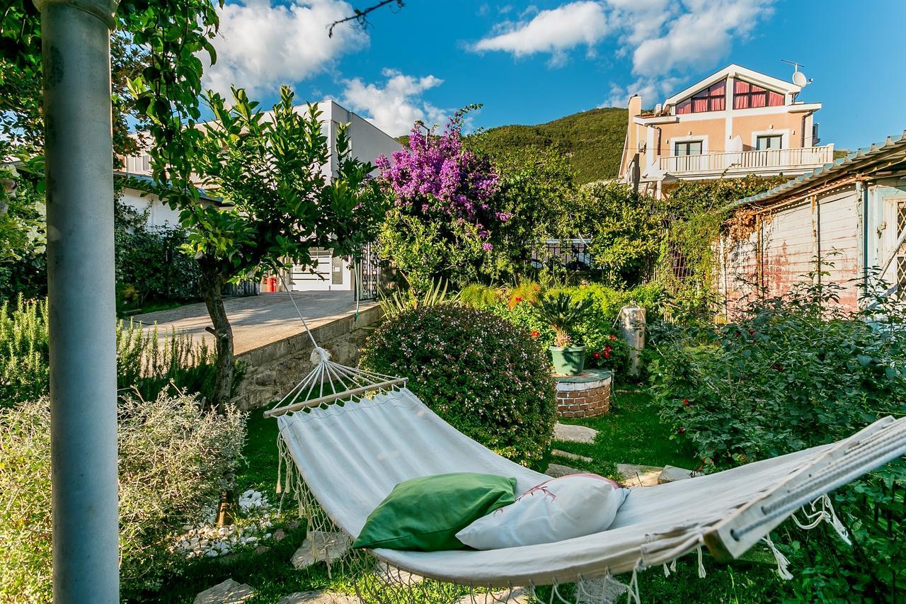 Apartments Batricevic Херцег Нови Екстериор снимка